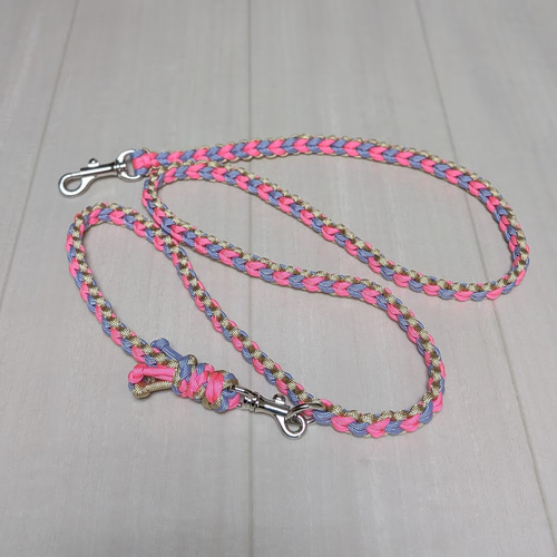 パラコード 可愛いLoveLove編みのカフェリード 小型～中型犬用(全長