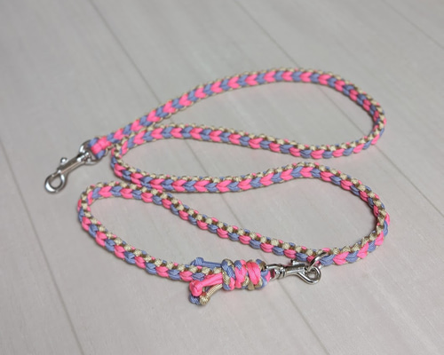 パラコード 可愛いLoveLove編みのカフェリード 小型～中型犬用(全長