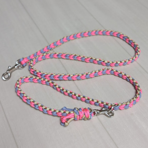 パラコード 可愛いLoveLove編みのカフェリード 小型～中型犬用(全長