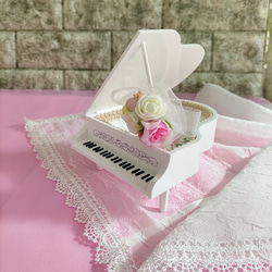 ☆彡白いグランドピアノをドレスアップ ♪ピアノの小物入れ＊薔薇＊トールペイント＆デコレーション＊ 7枚目の画像