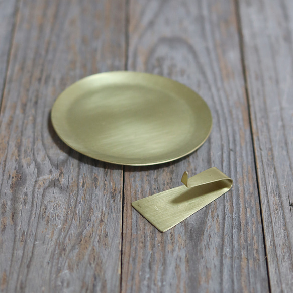 真鍮の小さな蚊取り線香立て 6枚目の画像