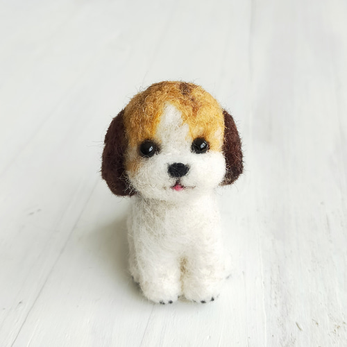 ◾羊毛フェルトの小さなわんこ(茶色い垂れ耳 ビーグル等