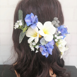 Weddingプルメリアの髪飾り　　プルメリア　アジサイ　カスミソウ 珊瑚 3枚目の画像