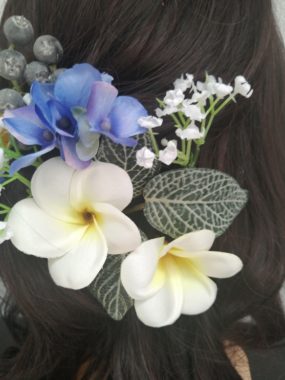 Weddingプルメリアの髪飾り　　プルメリア　アジサイ　カスミソウ 珊瑚 9枚目の画像