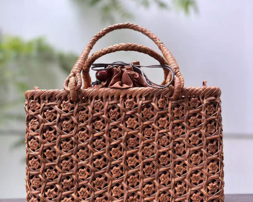 27e572d87aa377a941749d03c2c942