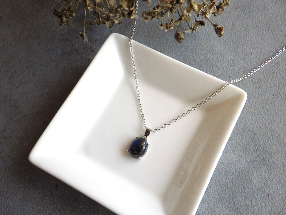 【限定数】天然石のネックレス ■ オーバル　10×8mm ■ ブラックラブラドライト