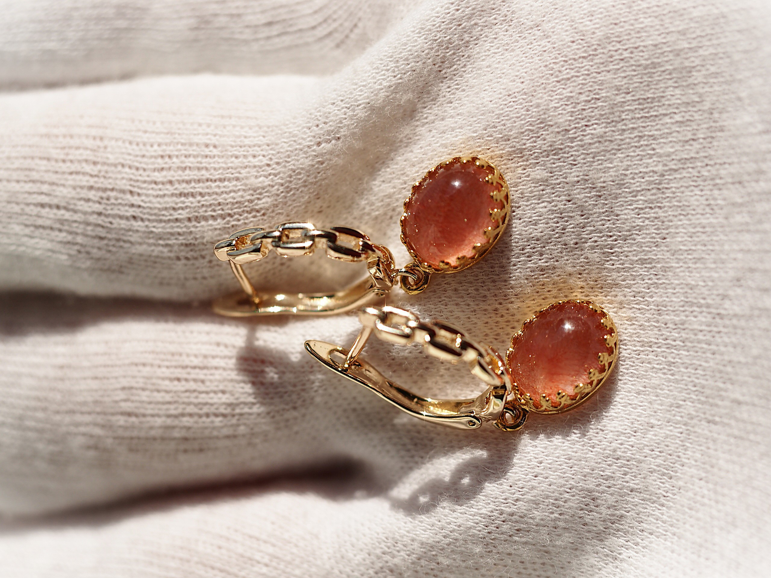 ストロベリークォーツ１０　K14gfチェーンデザインループピアス