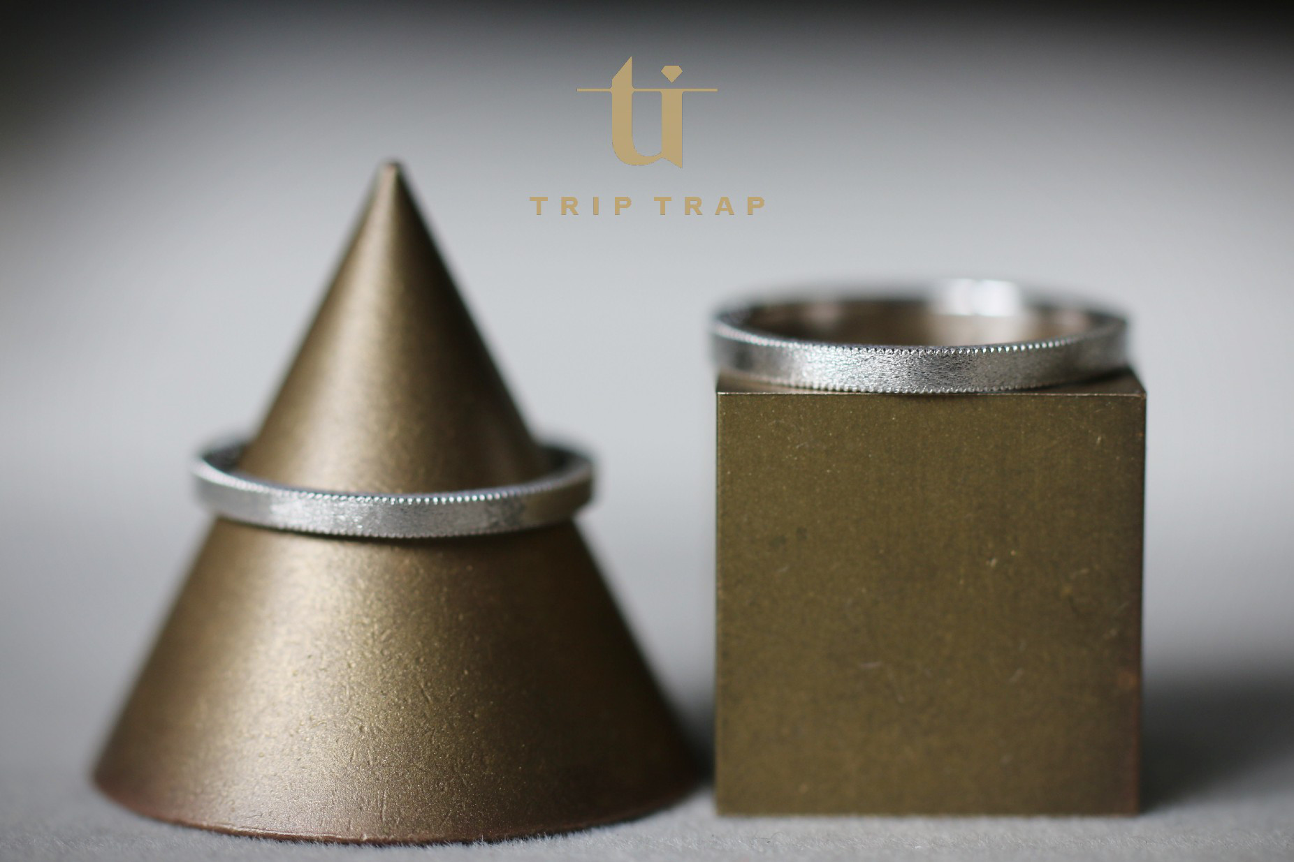 MR1820-01マリッジリング*鍛金【結婚指輪】Pt900ハードプラチナ