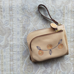 刺繍革財布 『幸せな鳥』orange＆blue（牛革ナチュラル）☆二つ折り財布☆ 2枚目の画像