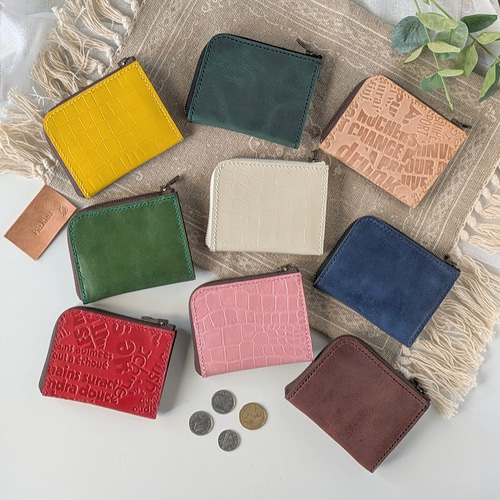 L字ファスナー財布（英字型押しヌメ） ミニ財布 ハーフサイズ 革小物