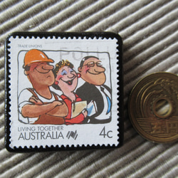 アップサイクル　オーストラリア　漫画切手ブローチ6381 3枚目の画像