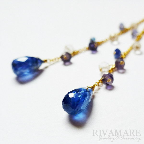 「やっぱり青が好き」カイヤナイト サファイア アイオライト ムーンストーン ホワイトトパーズ クリスタル ピアス