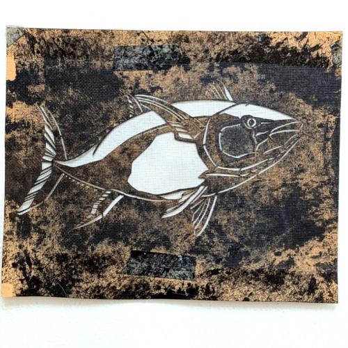 青色の魚イラストTシャツ 型染めMサイズお魚Tシャツ(男女兼用) ～マグロ&カサゴ～ 薄あお