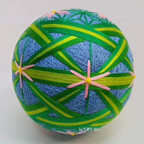 手毬猫の店 てまり「籠の中のコスモス」水色地桃花10cm 手まり 手毬