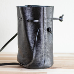 12月末頃のお届け 持っているだけでオシャレ　巾着ショルダーバッグ　レディース　メンズ　本革　ブラック　ma-03ss 10枚目の画像