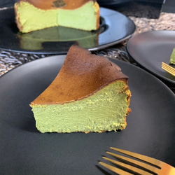 抹茶バスクチーズケーキ◆バースデーケーキや記念日ギフトやお祝いプレゼントにも☆ 15枚目の画像