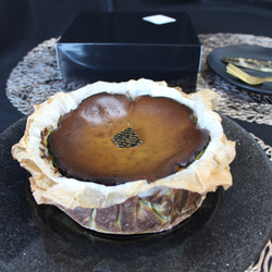 抹茶バスクチーズケーキ◆バースデーケーキや記念日ギフトやお祝いプレゼントにも☆ 5枚目の画像