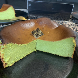 抹茶バスクチーズケーキ◆バースデーケーキや記念日ギフトやお祝いプレゼントにも☆ 10枚目の画像