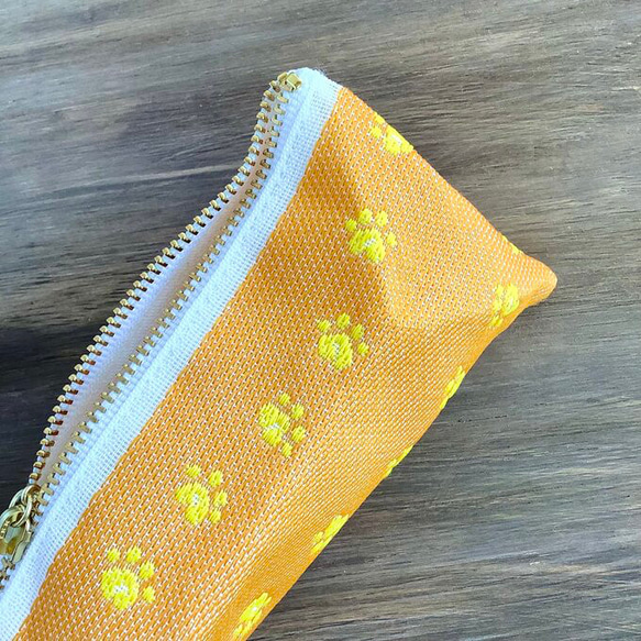 畳縁　筆盒　貓和狗的腳印　日式　橙子色 第3張的照片