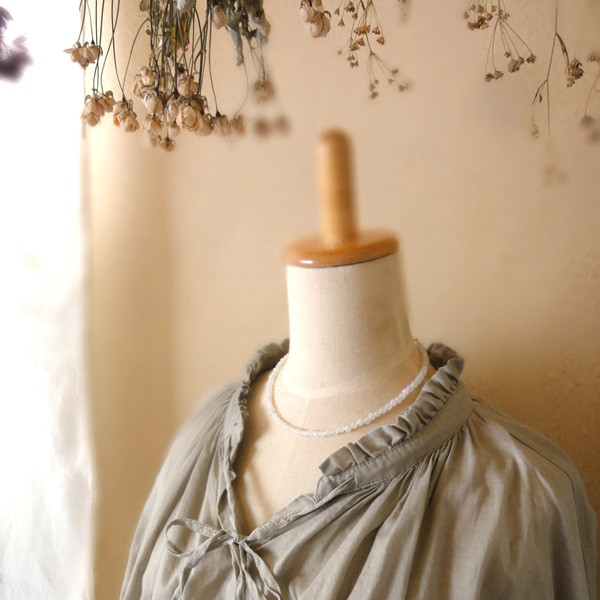 天然石のネックレス ■ N-LINE 14KGF ■ ホワイトラブラドライト A+ 別名：レインボームーンストーン