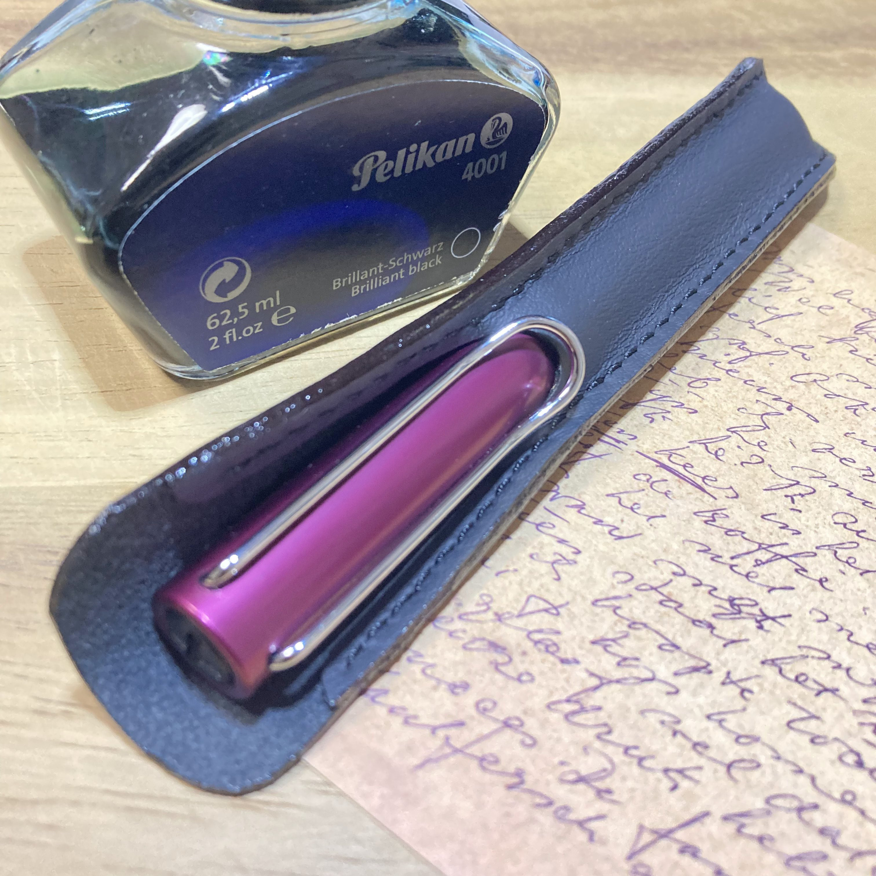 Lamy2000万年筆 レザーケース付き Lamy2000万年筆 レザーケース付き