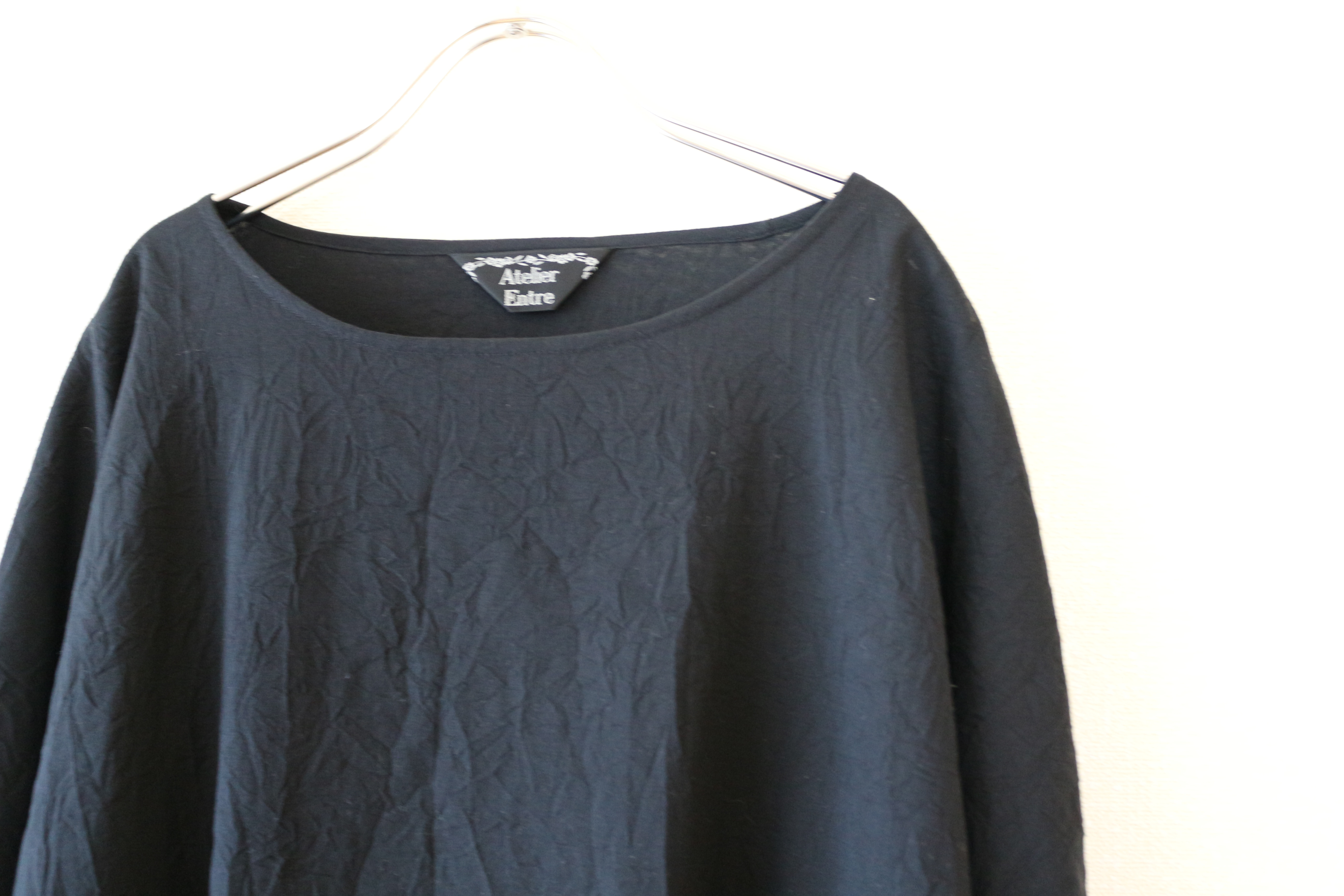 オーバーサイズのコットン100％の二枚重ねワンピース　黒　シワ加工