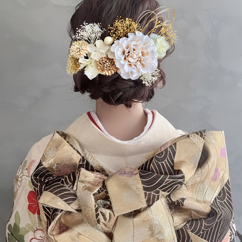 クリームダリア×ベージュゴールド髪飾り 成人式 卒業式 結婚式 振袖 袴