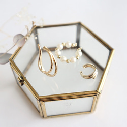 黃金與珍珠耳環三件套 第2張的照片