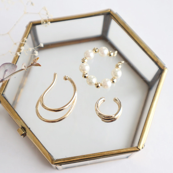 黃金與珍珠耳環三件套 第3張的照片