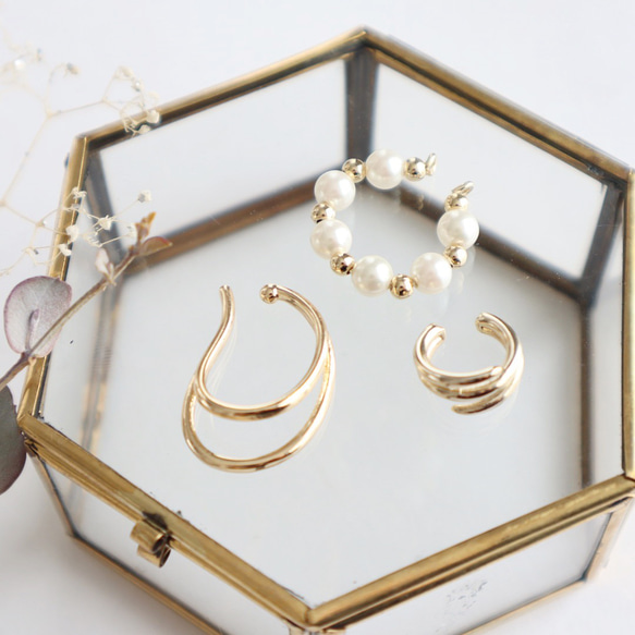 黃金與珍珠耳環三件套 第4張的照片