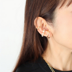 黃金與珍珠耳環三件套 第7張的照片