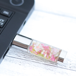 USBメモリ「小花を閉じ込めて」ボタニカルピンク＊固まるハーバリウム＊無料ラッピング付＊ペアセット 9枚目の画像