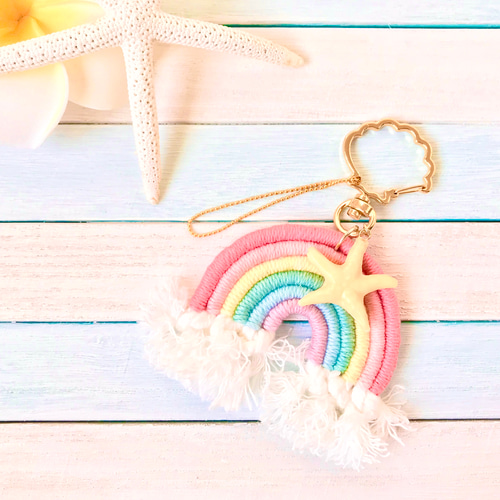 マクラメ　キーホルダー　ハンドメイド　ハワイアン　SEA トロピカル・レインボーのハワイアンなマクラメ バッグチャーム