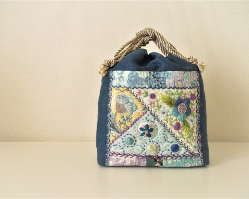 パッチワークキルト　巾着バッグ　ハンドメイド フラットに開く巾着袋【パッチワーク patchwork】 - YouTube