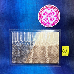 のりこ 白蛇 マムシ 切らず一匹 額 お守り 蓮 金運 縁起物 金 虹の衣 のりこ 白蛇 マムシ 切らず一匹 額 お守り 蓮 金運 縁起物 金 虹の