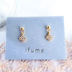 【ifumé】金属アレルギー対応 小さなよつ葉のクローバーピアス&イヤリング 3枚目の画像