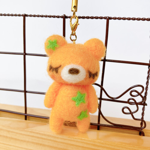 Sparkle！星クマさん B オレンジ羊毛フェルト ストラップ 羊毛
