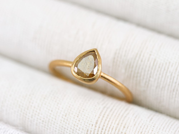 Natural Diamond Ring / Pear Shaped 4枚目の画像