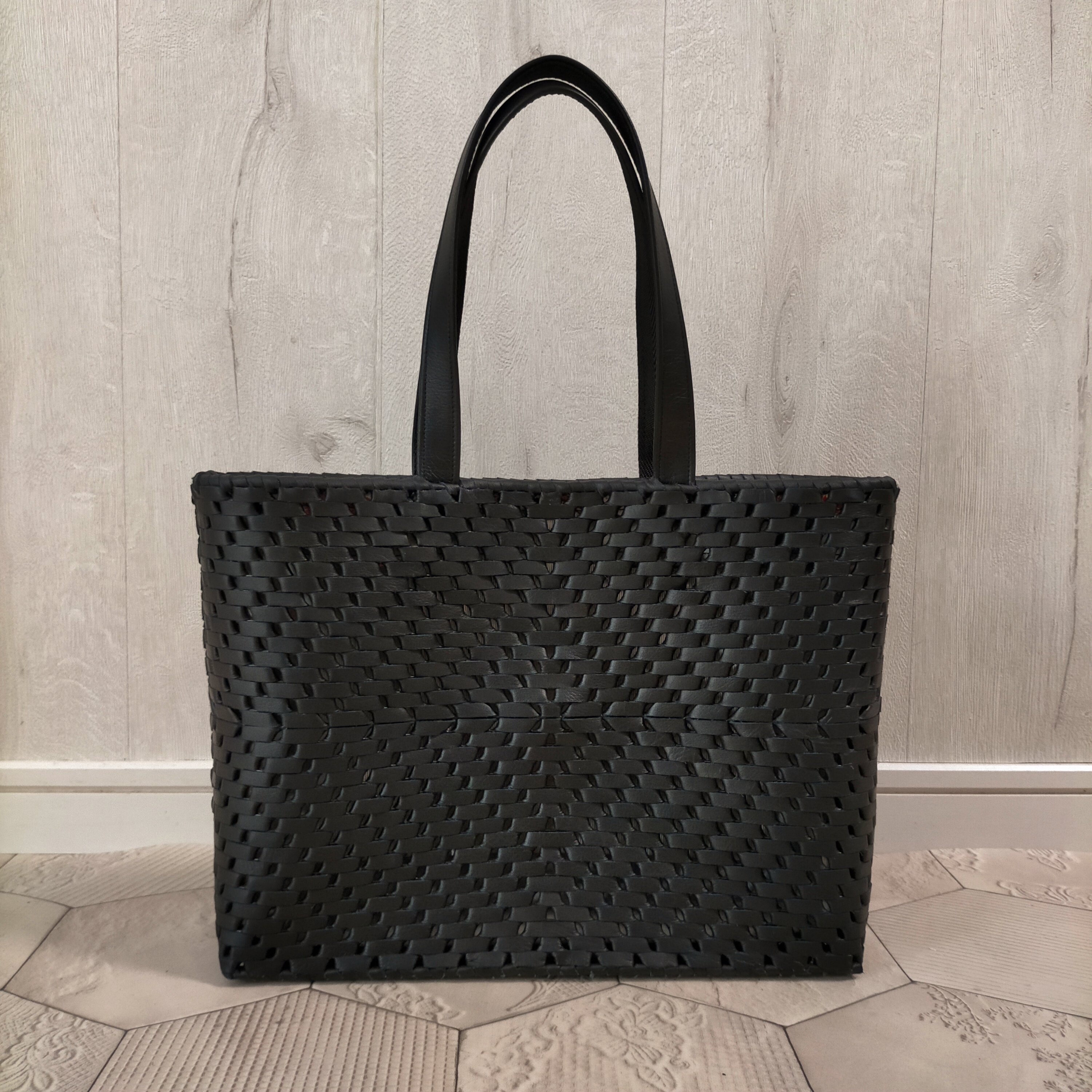 【送料無料】Secret Garden black/本革手編みのA4トートバッグ