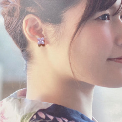 レジンヘアゴム　四葉のクローバー　レモン　ホワイト　ブルー　ミモザ　暖色 再販【幸せを運ぶ】四葉のクローバーとミモザのレジンヘアゴム＊選べる