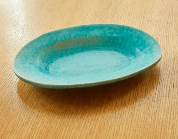 エメラルドブルーのオーバル皿　odm-３ 2枚目の画像