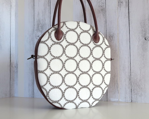 Creema限定、ミナペルホネンのタンバリンでラウンドバッグ 斜背包・側