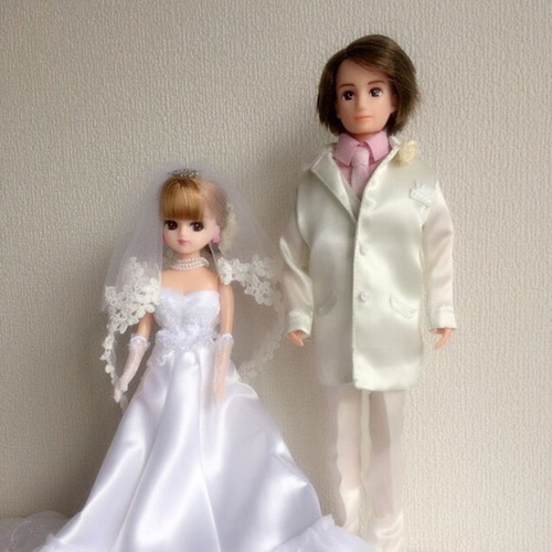 タキシードの男の子とドレスの女の子の手作り人形セット タキシードの男の子とドレスの女の子の手作り人形セット 人 女の子