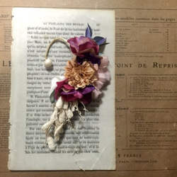 お花のイヤーフック ◆ violetpinkmix 2枚目の画像