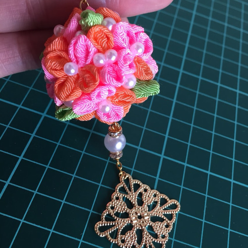 つまみ細工♡髪飾り くす玉 かんざし かんざし 百花＊ 通販