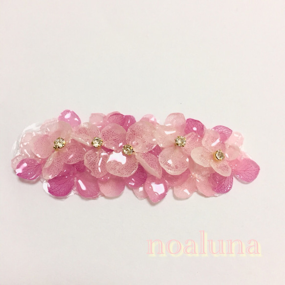 定形外送料無料♬紫陽花とビジューのヘアクリップ グラデーション 2枚目の画像