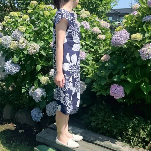本染 浴衣 リメイク 藍色×花柄 フレンチスリーブ ワンピース