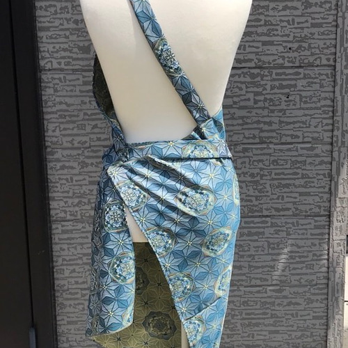 ポリエステル素材着物をリメイクしたエプロン ポリエステル素材着物をリメイクしたエプロン