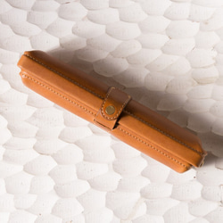 Paka-pen #コーラル イタリアンレザーのペンケース 入学祝い、就職祝い