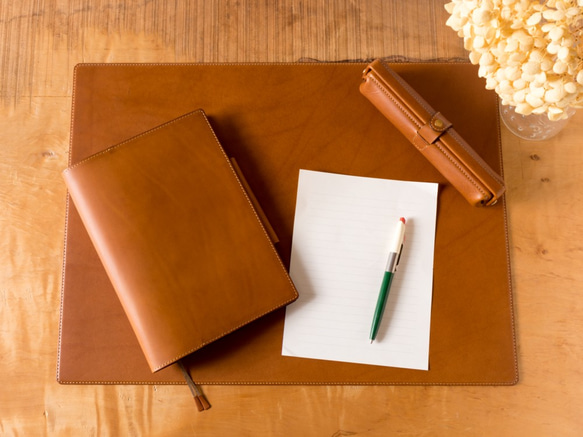 イタリアンレザーのデスクマット A3 その他インテリア雑貨 キチジツ